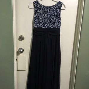 💙 make offer!Jessica Howard navy blue gown 10P 💙